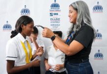 Programa Salud Escolar ampliará servicios y entrega de dispositivos médicos en centros educativos.